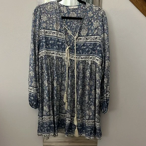 R Vivimos bohemian tassel dress Large - Picture 5 of 10